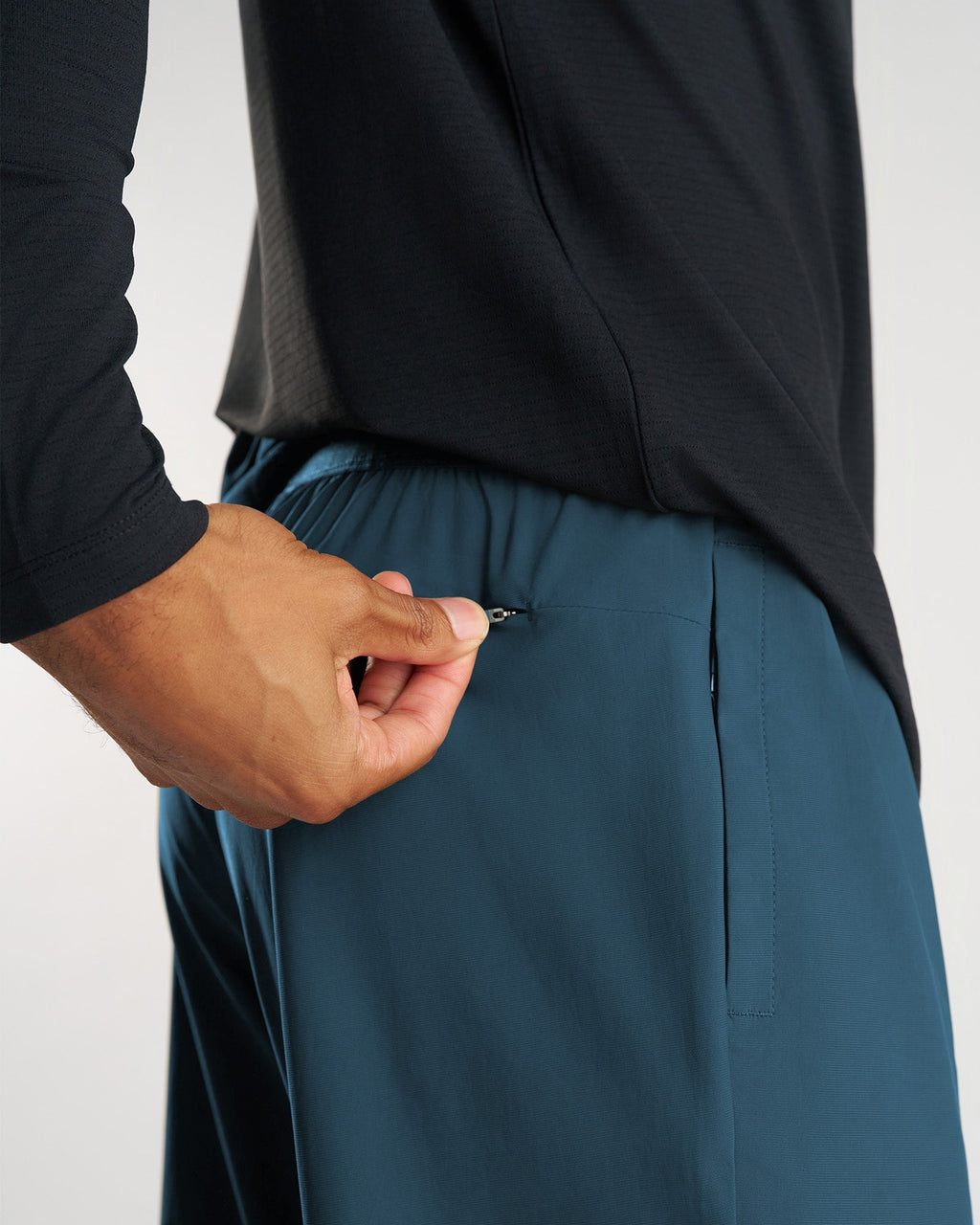 Vapor-Lite™ Jogger - Midnight Navy
