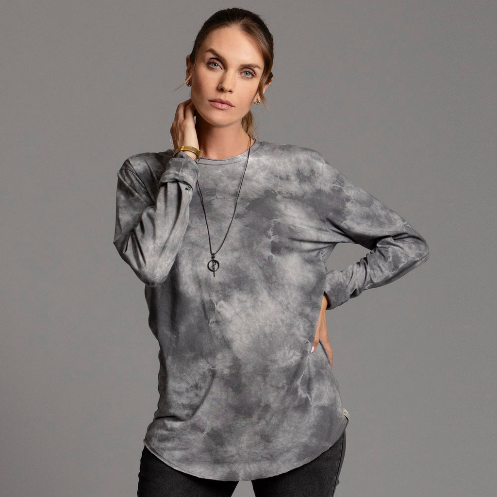 DIVINE LONG SLEEVE CREW SHIRT
