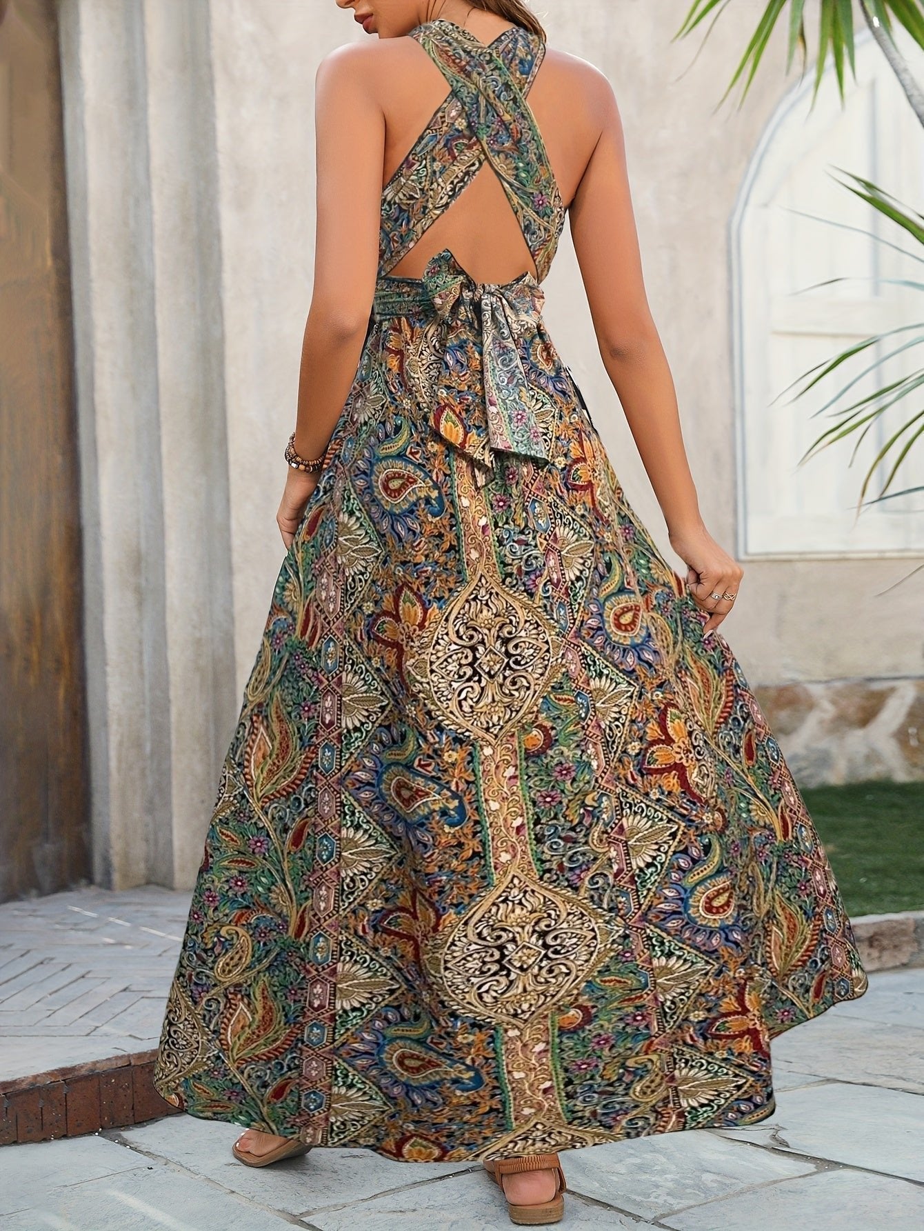 Rosalinda | Women's Halter Neck Paisley Maxi Dress